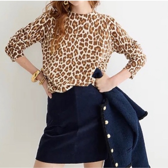 J.crew Cashmere classic-fit crewneck sweater in leopard print - Picture 2 of 7